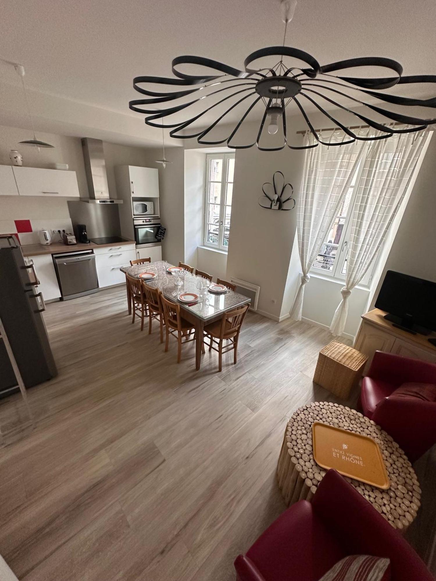 Lamaisondemamere Tournon-sur-Rhone Exterior foto